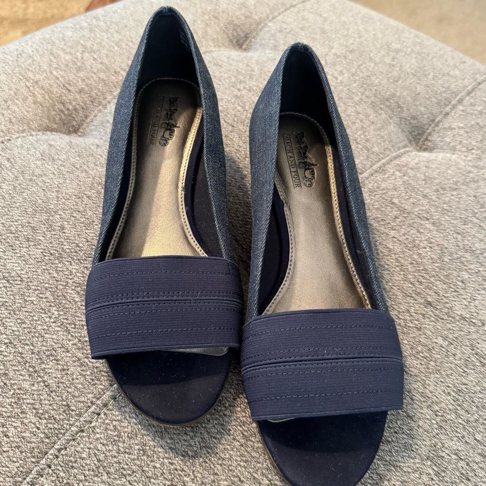 Coach & Four-Denim Blue Wedge Heels with Classic Design open toe slip on 7.5